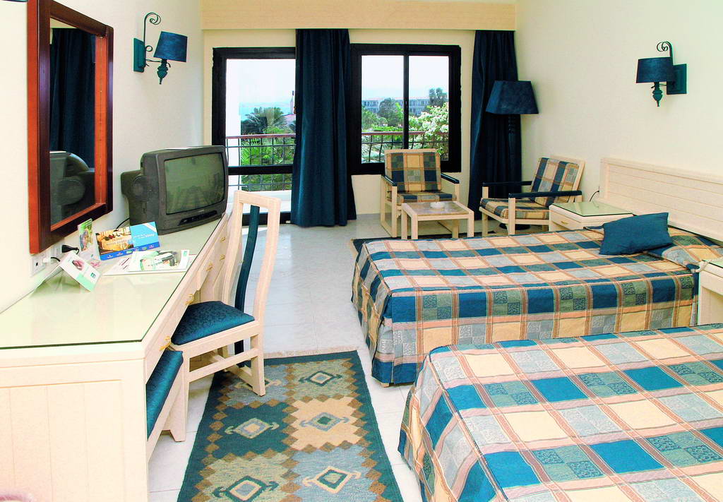 Eagle paradise abu soma 4. Paradise Abu Soma Resort 4*. Ривьера Плаза Абу сома Сафага. Amarina Abu Soma Resort & Aquapark 5*. Балина Парадиз Абу сома Резорт Хургада.